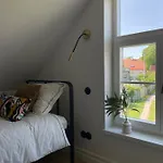 Sea View Old Town * 哈普萨卢